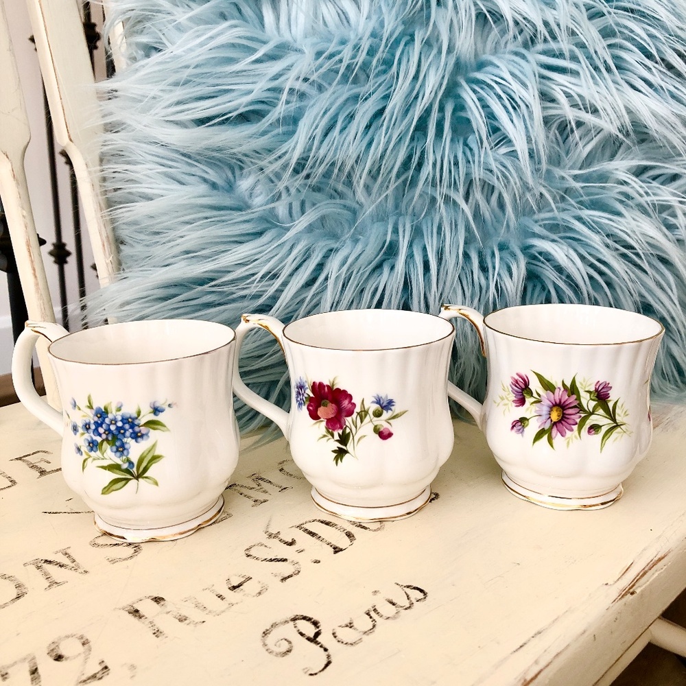 Royal Albert, Bone China, Flower Of The Month Series, China Teacup, Set Of 12 - Picture 9 of 15